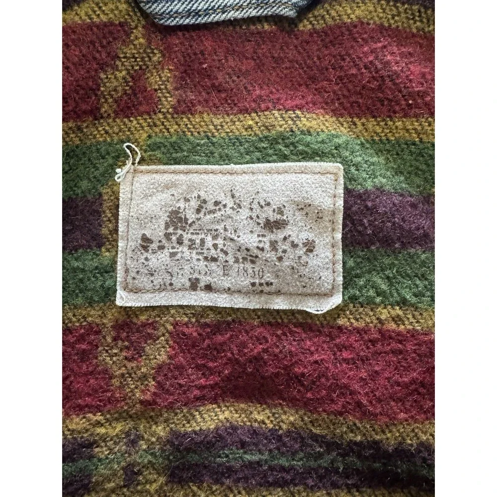 Vtg 90s Levi’s 70617 Aztec Blanket Lined Denim Trucker Jacket S USA Made 1092